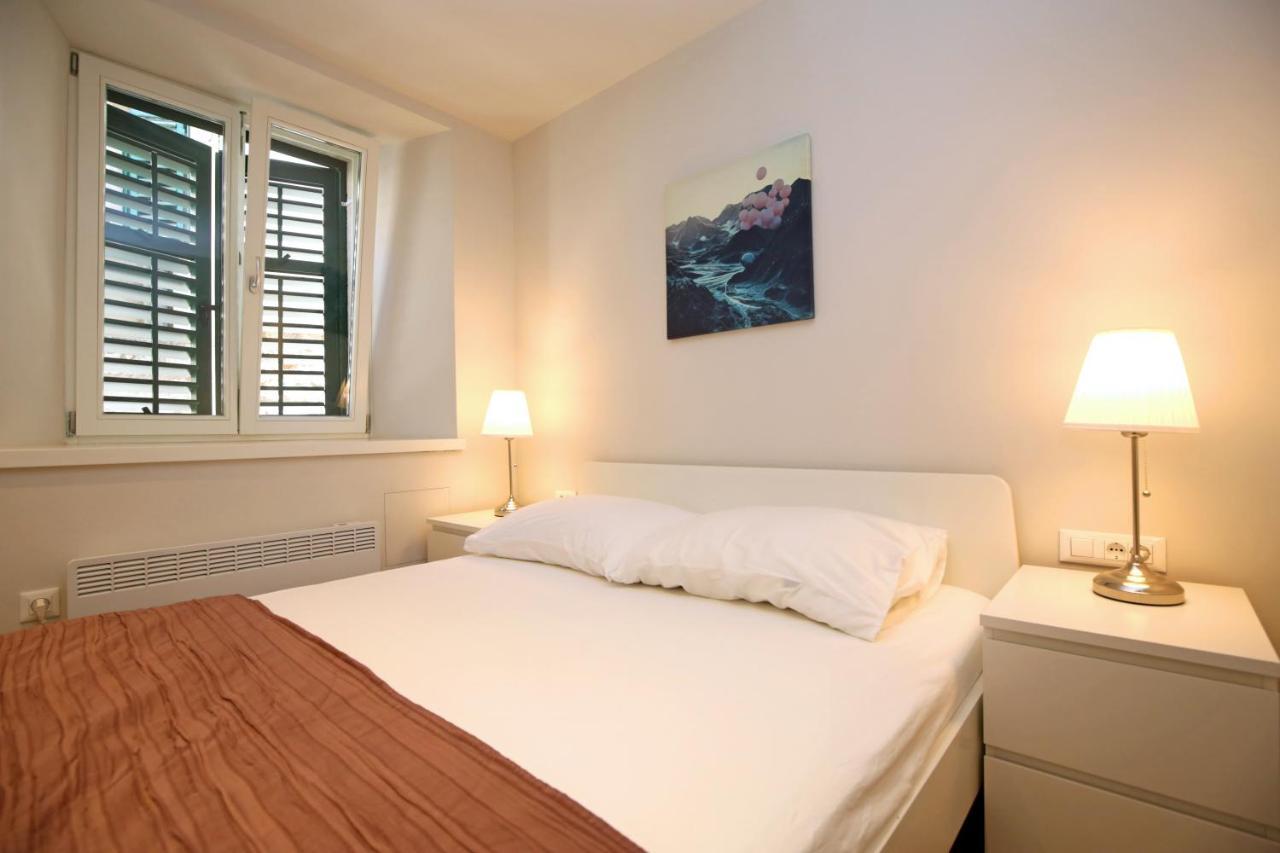 Apartment Volat Šibenik Eksteriør billede